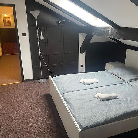 Hotel Lovecky Zamecek Orion Liberec Ngoại thất bức ảnh