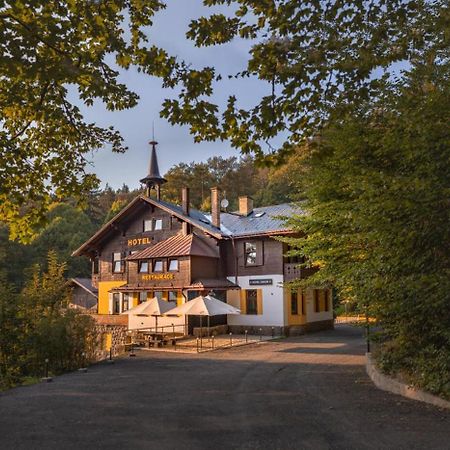 Hotel Lovecky Zamecek Orion Liberec Ngoại thất bức ảnh