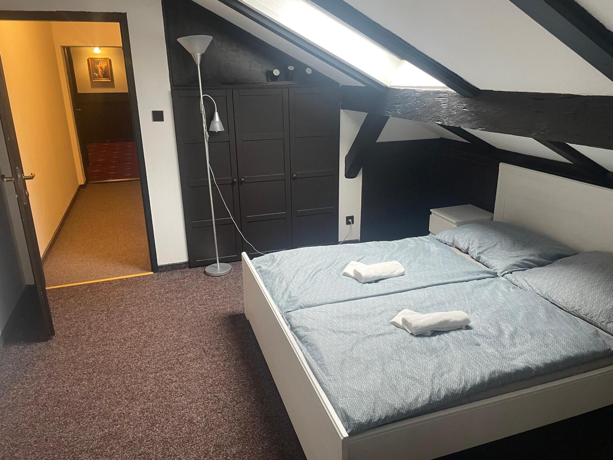 Hotel Lovecky Zamecek Orion Liberec Ngoại thất bức ảnh