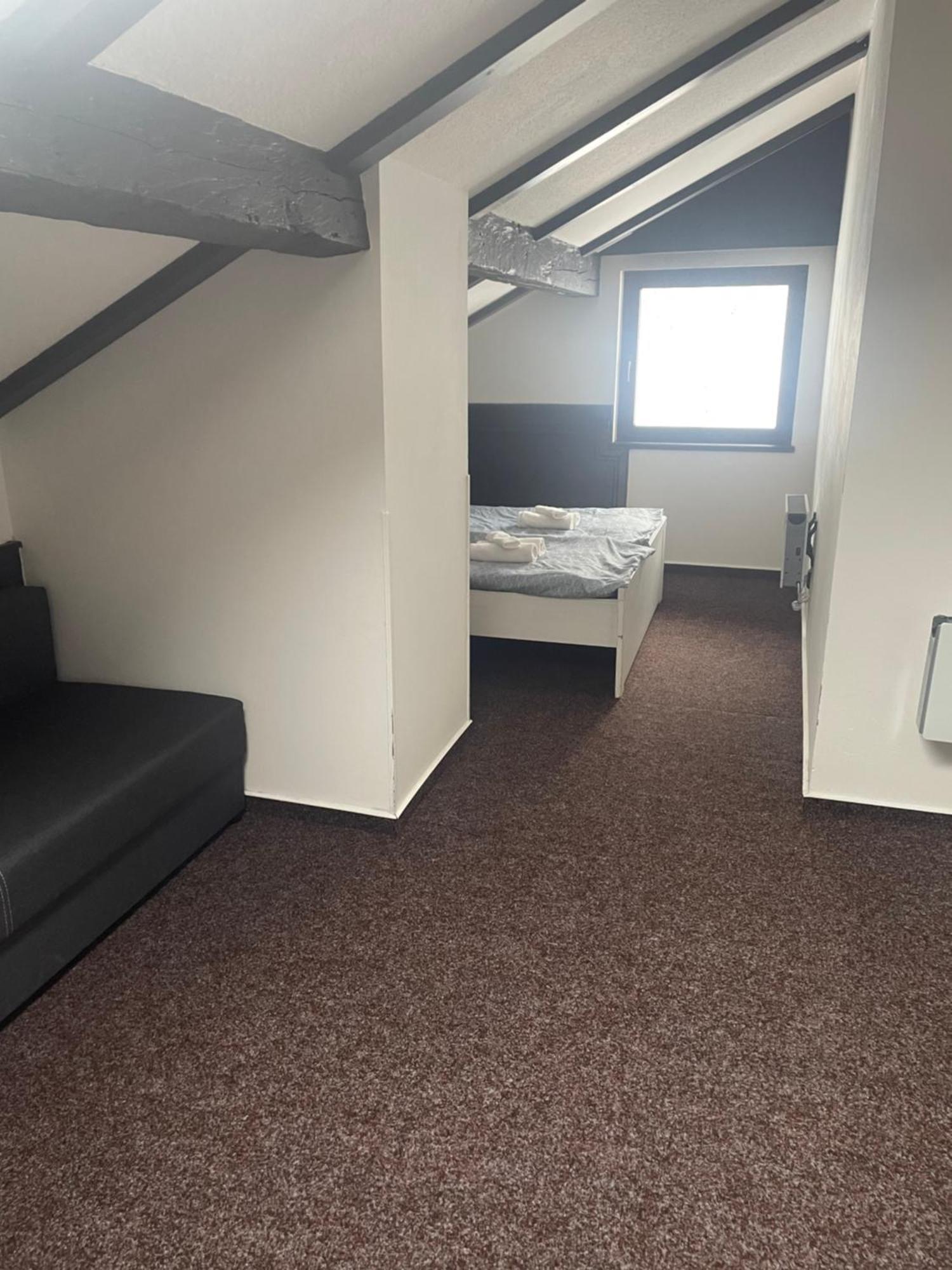 Hotel Lovecky Zamecek Orion Liberec Ngoại thất bức ảnh