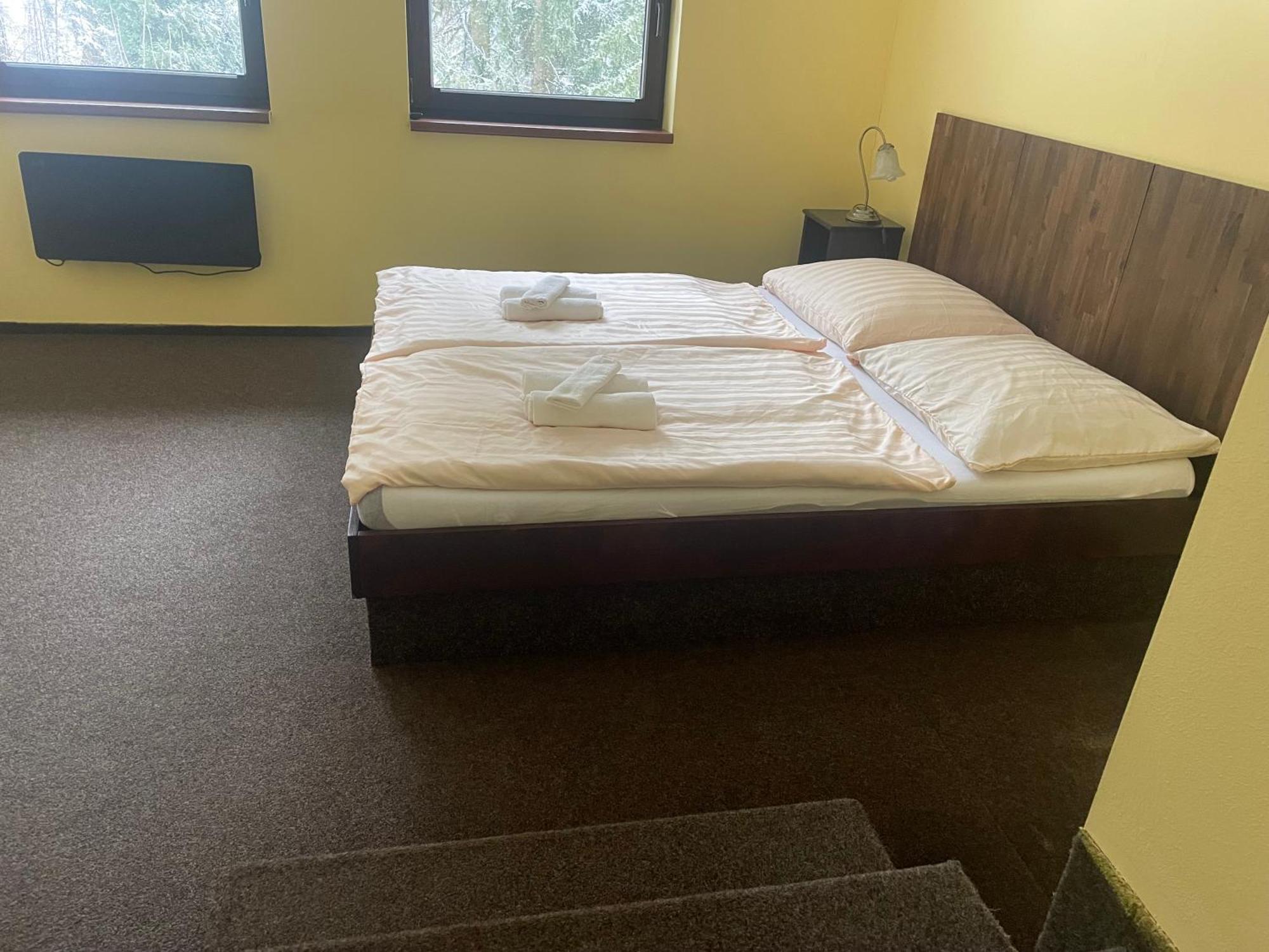 Hotel Lovecky Zamecek Orion Liberec Ngoại thất bức ảnh