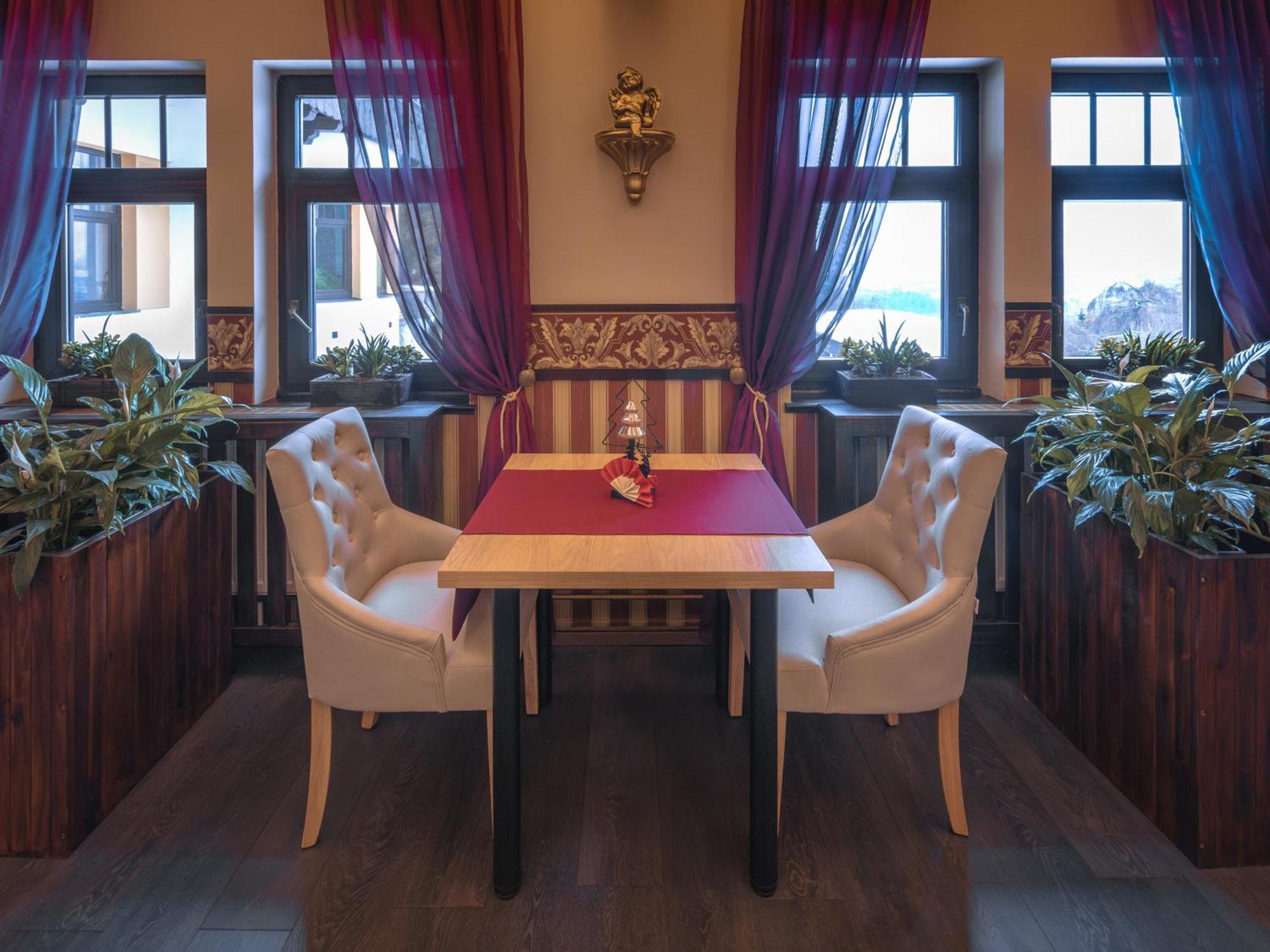 Hotel Lovecky Zamecek Orion Liberec Ngoại thất bức ảnh