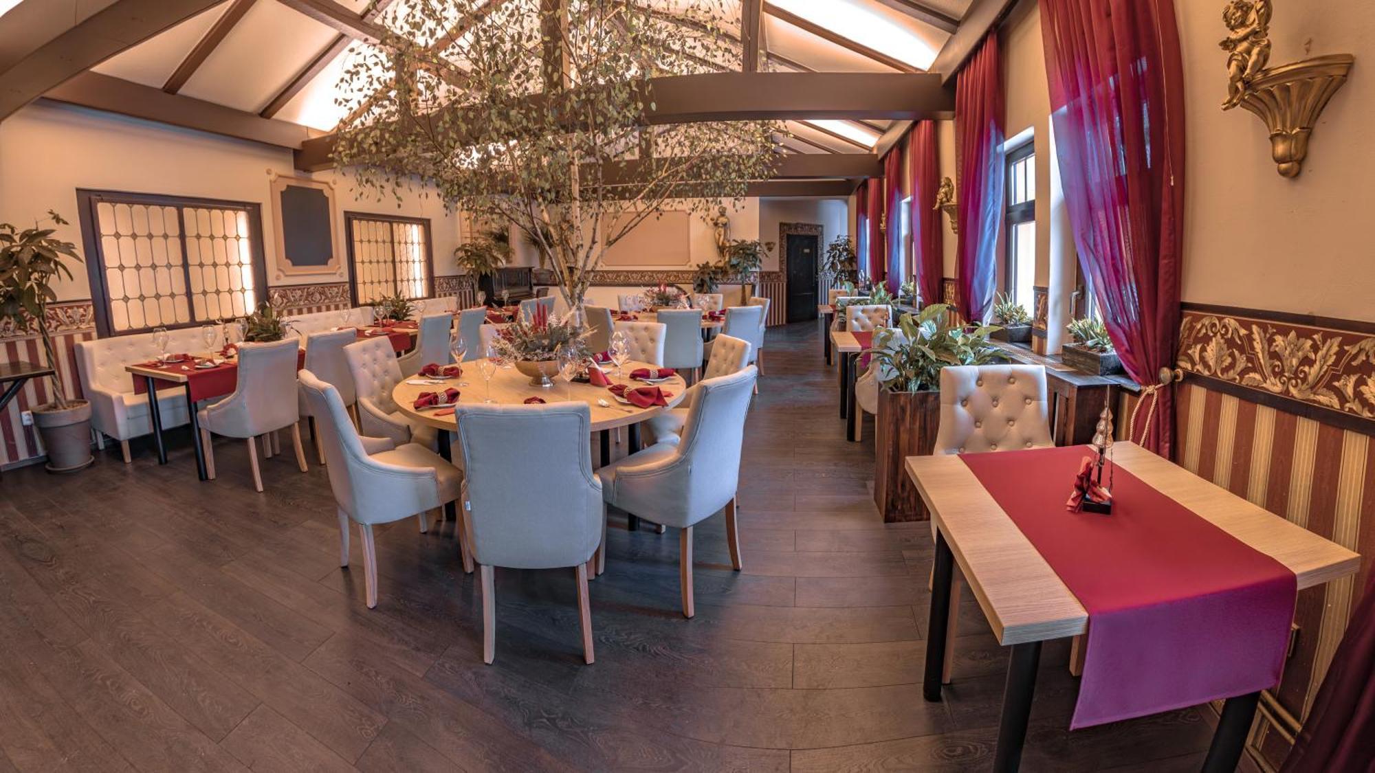 Hotel Lovecky Zamecek Orion Liberec Ngoại thất bức ảnh