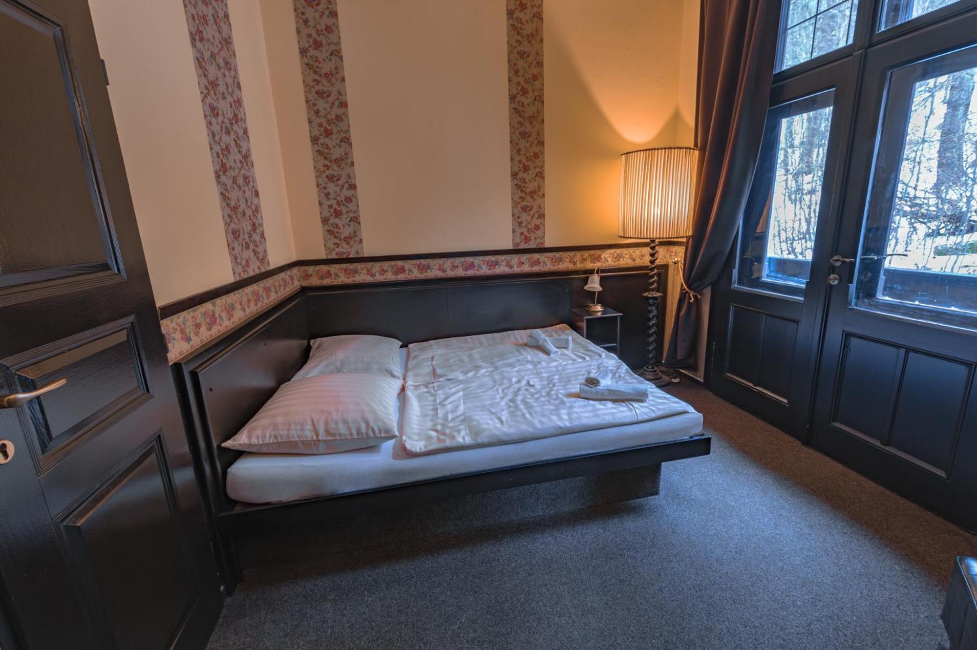Hotel Lovecky Zamecek Orion Liberec Ngoại thất bức ảnh