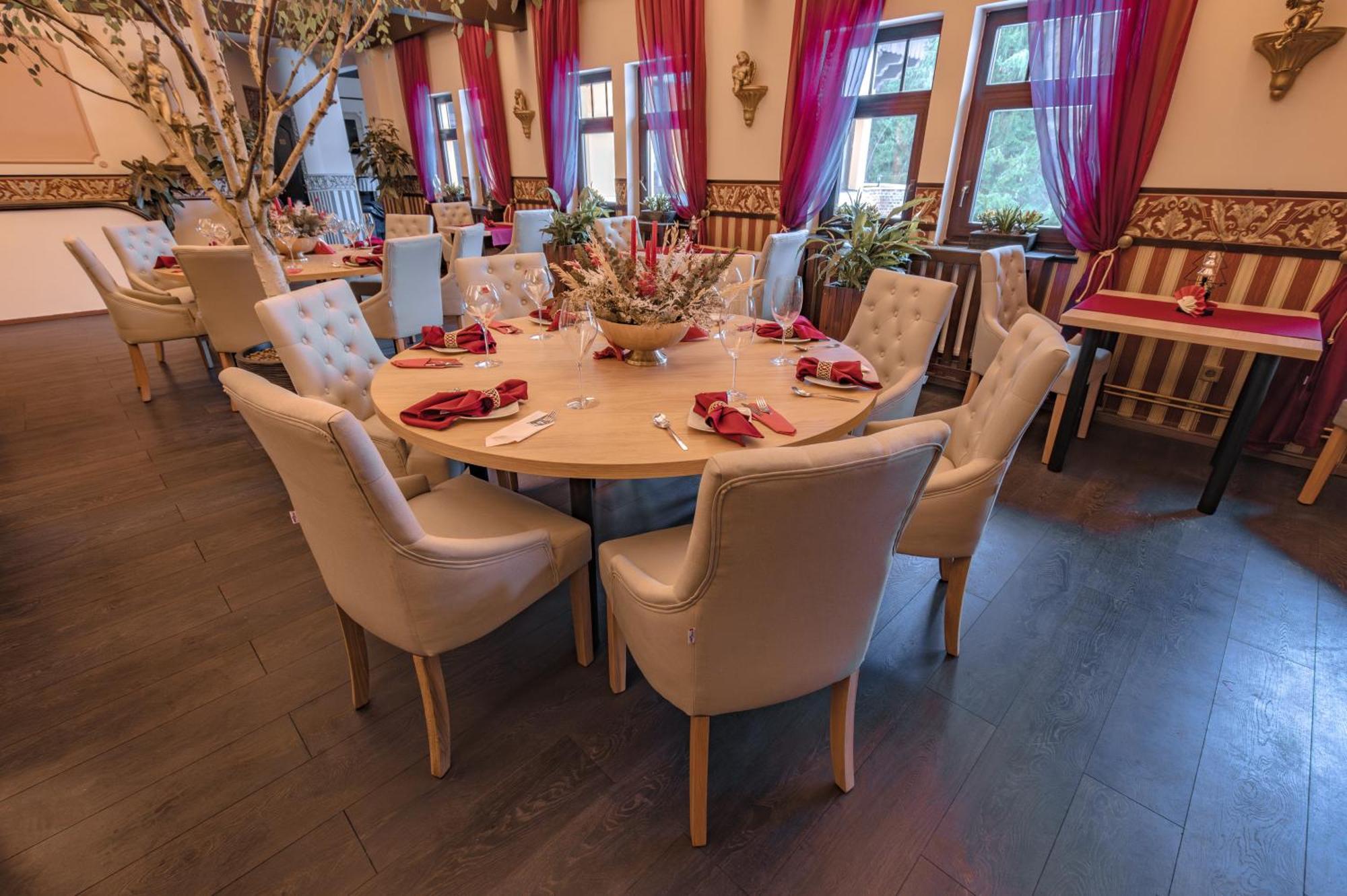 Hotel Lovecky Zamecek Orion Liberec Ngoại thất bức ảnh